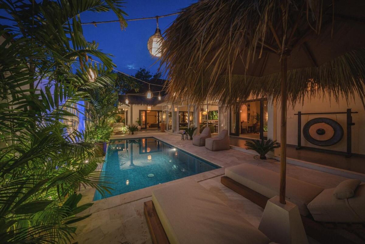 The Jungle - Luxurious & Tropical Concept - 3Br - Central Canggu Dış mekan fotoğraf